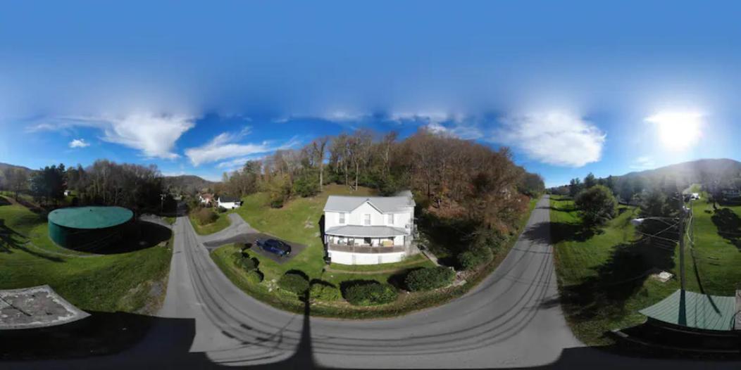 The Dragon'S Den Downstairs Room 1 Tazewell Exterior foto